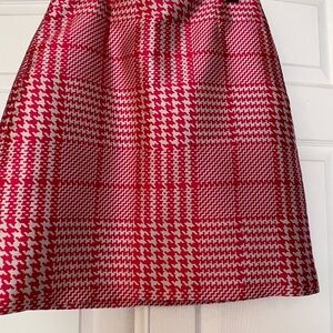 White House Black Market Red and White Houndstooth Skirt